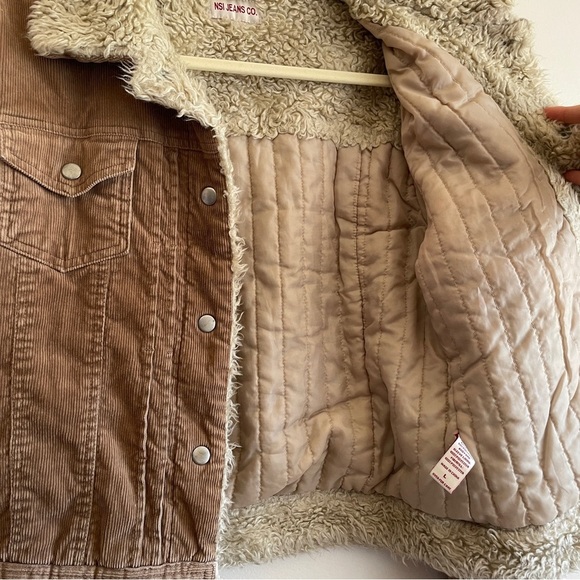 Y2K 2000s Gilmore girls Sherpa corduroy jacket button quilted interior fur trim - Picture 5 of 11
